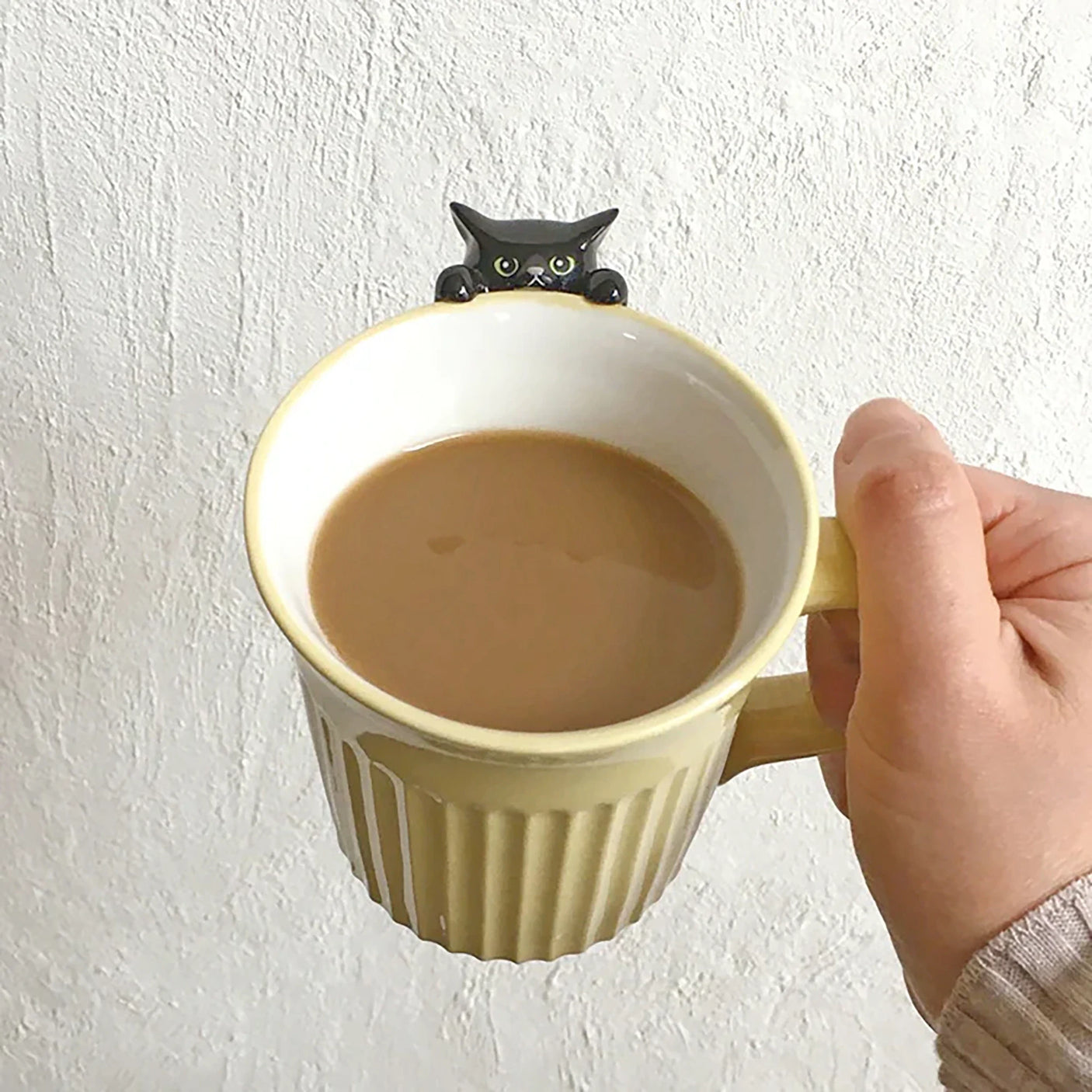 Decole Hanging Black Cat Mug