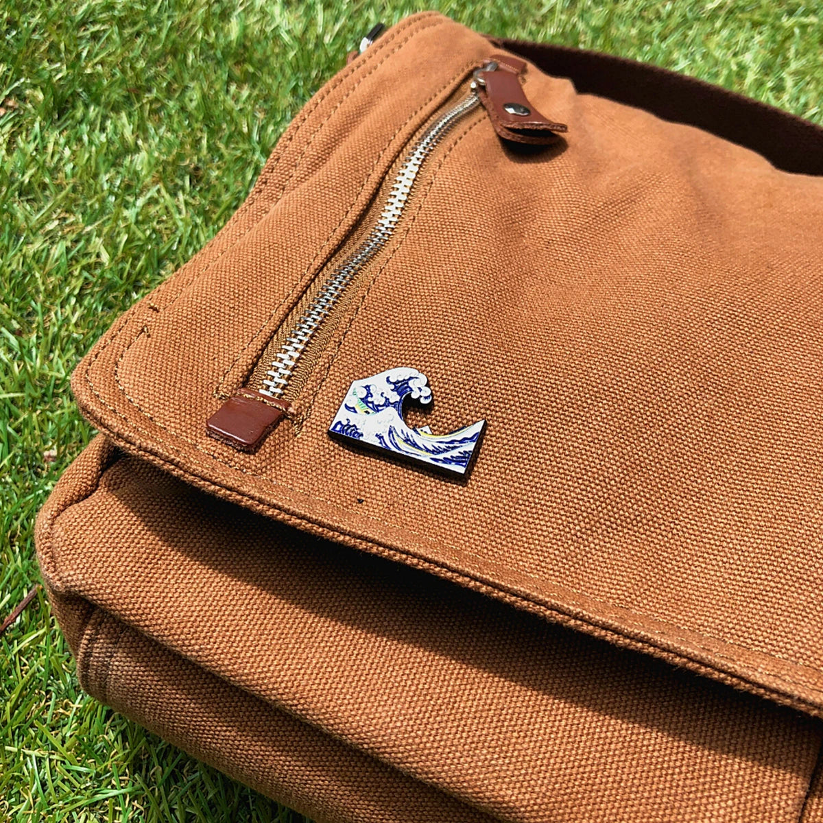 Enamel Pin Art - Hokusai Great Wave