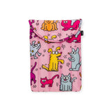 This Keith Haring x Baggu Puffy Laptop Sleeve for 13"/14" devices is made from recycled materials and adorned with colorful cartoon dogs and cats in playful poses. It provides excellent protection for your items while adding a touch of charm reminiscent of Keith Haring Pets' vibrant style.