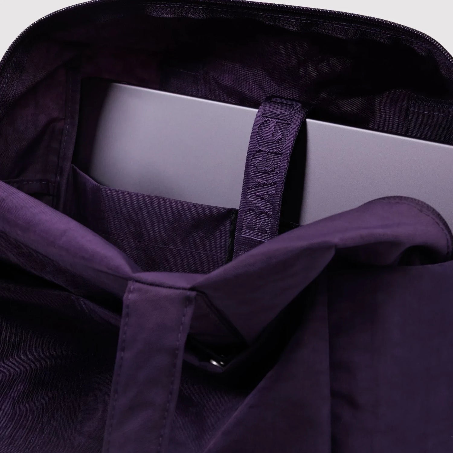 Baggu fig purple tote interior with zip pocket and webbing strap