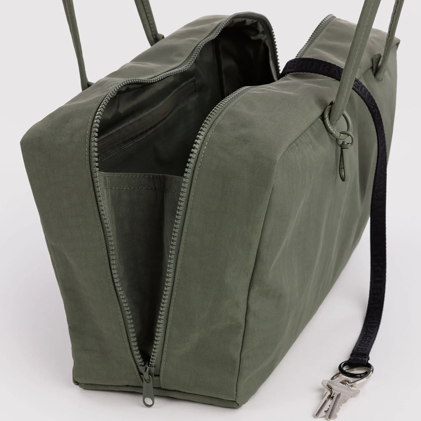 Baggu Medium Nylon Bowler Bag - Caper