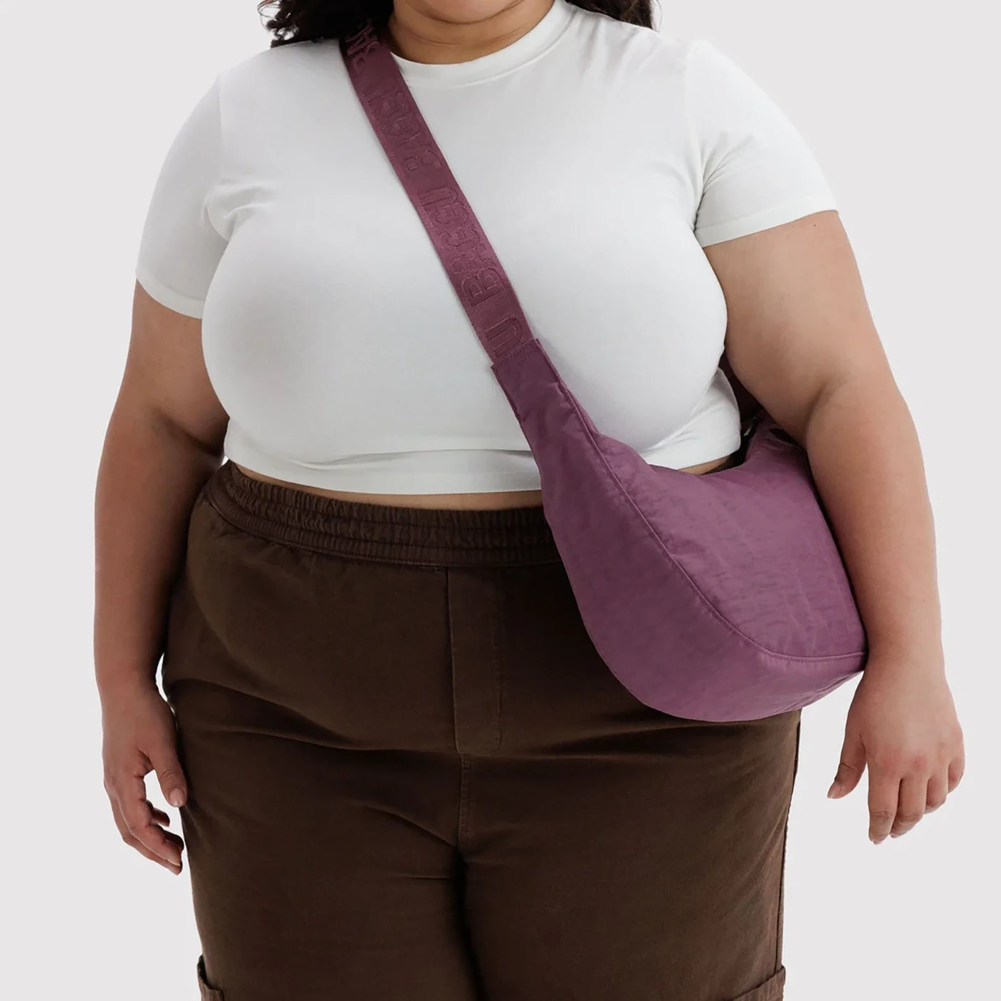 Baggu Medium Nylon Crescent Bag - Wild Plum