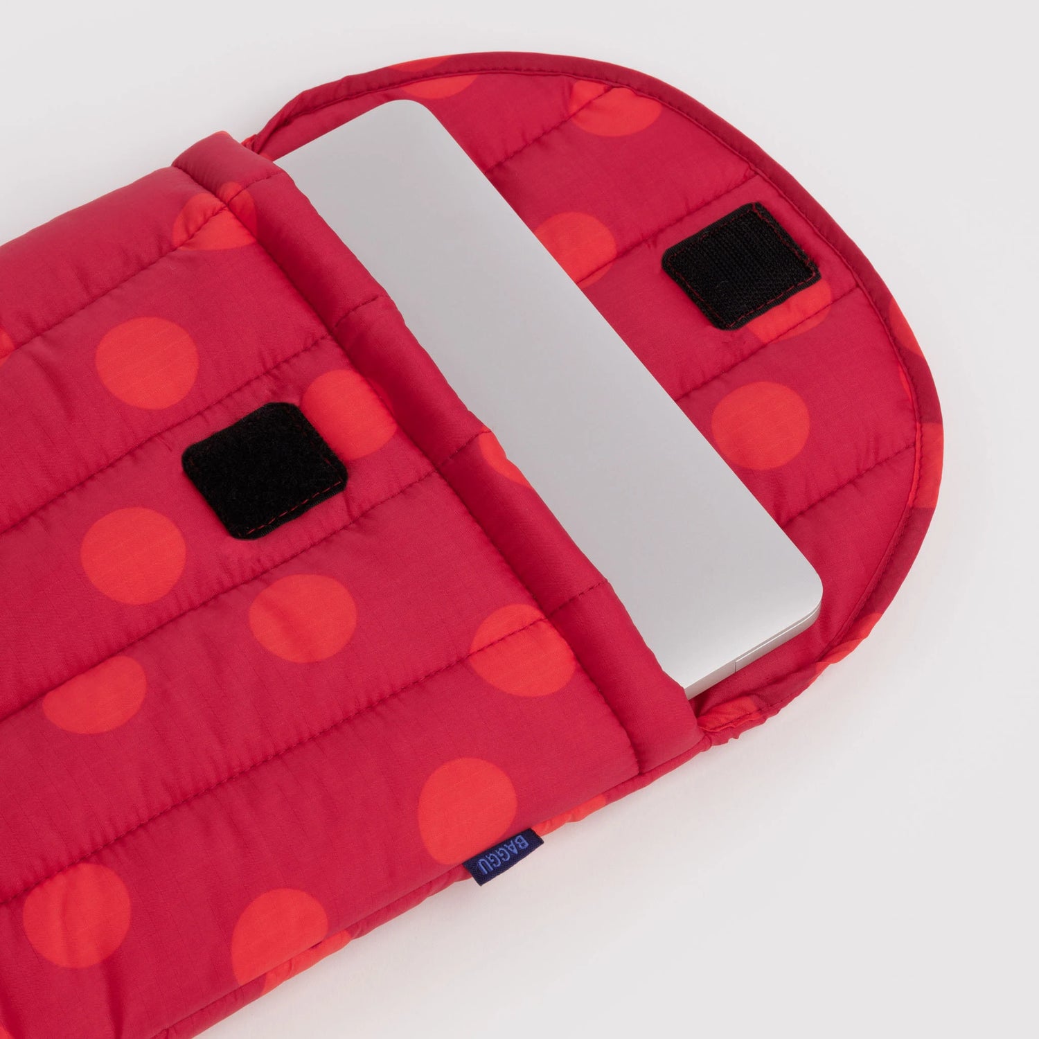 Baggu Puffy Laptop Case 13-14" - Red Polka Dot