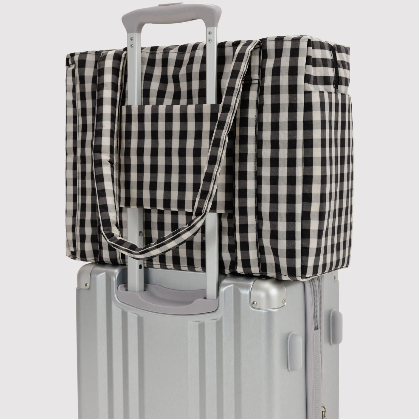 Baggu Small Cloud Carry-on - Black and Cream Gingham