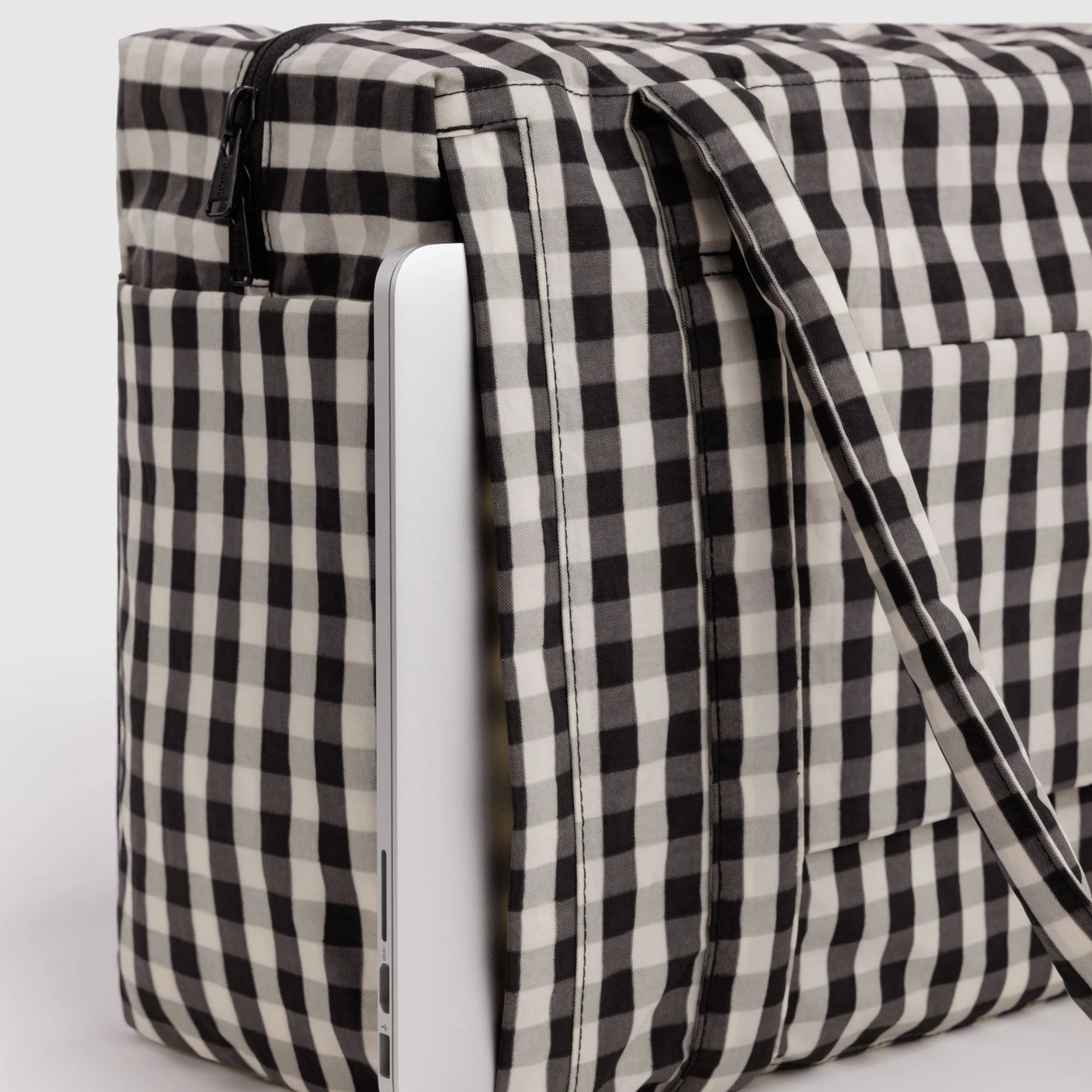 Baggu Small Cloud Carry-on - Black and Cream Gingham