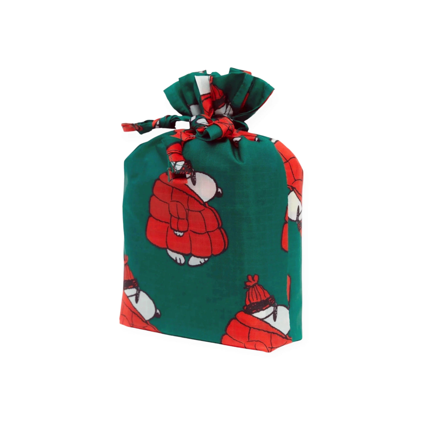 This delightful fabric gift bag is from the Peanuts x Baggu collection, featuring cartoon dogs in red winter coats and hats against a teal backdrop. Crafted from recycled nylon, it embodies Snoopy's playful charm with every stitch.