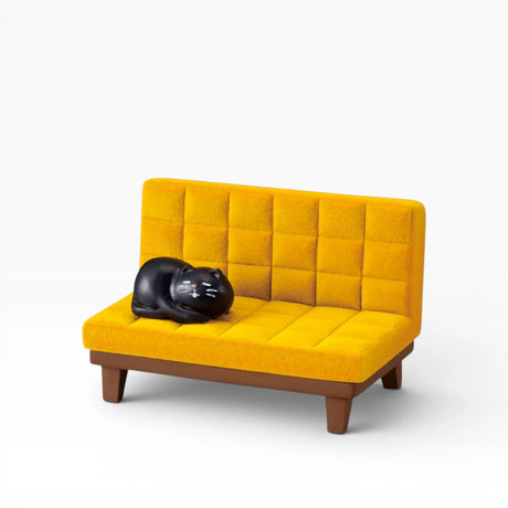 Decole Phone Stand - Kitten Sofa