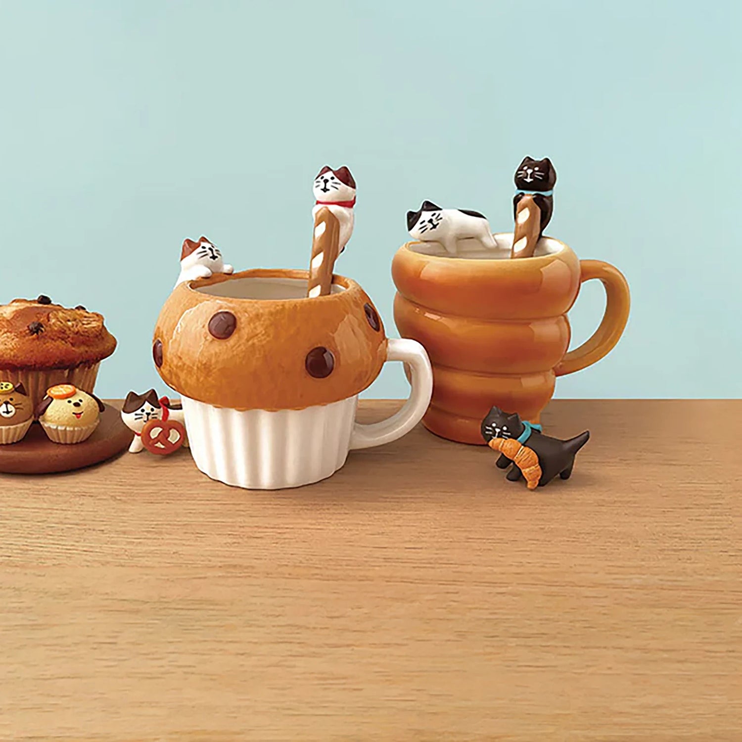 Decole Concombre Yamaneko Cat Bakery Mug - Cornet
