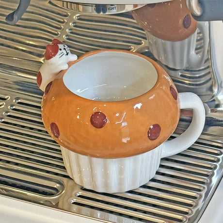 Decole Concombre Yamaneko Cat Bakery Mug - Muffin