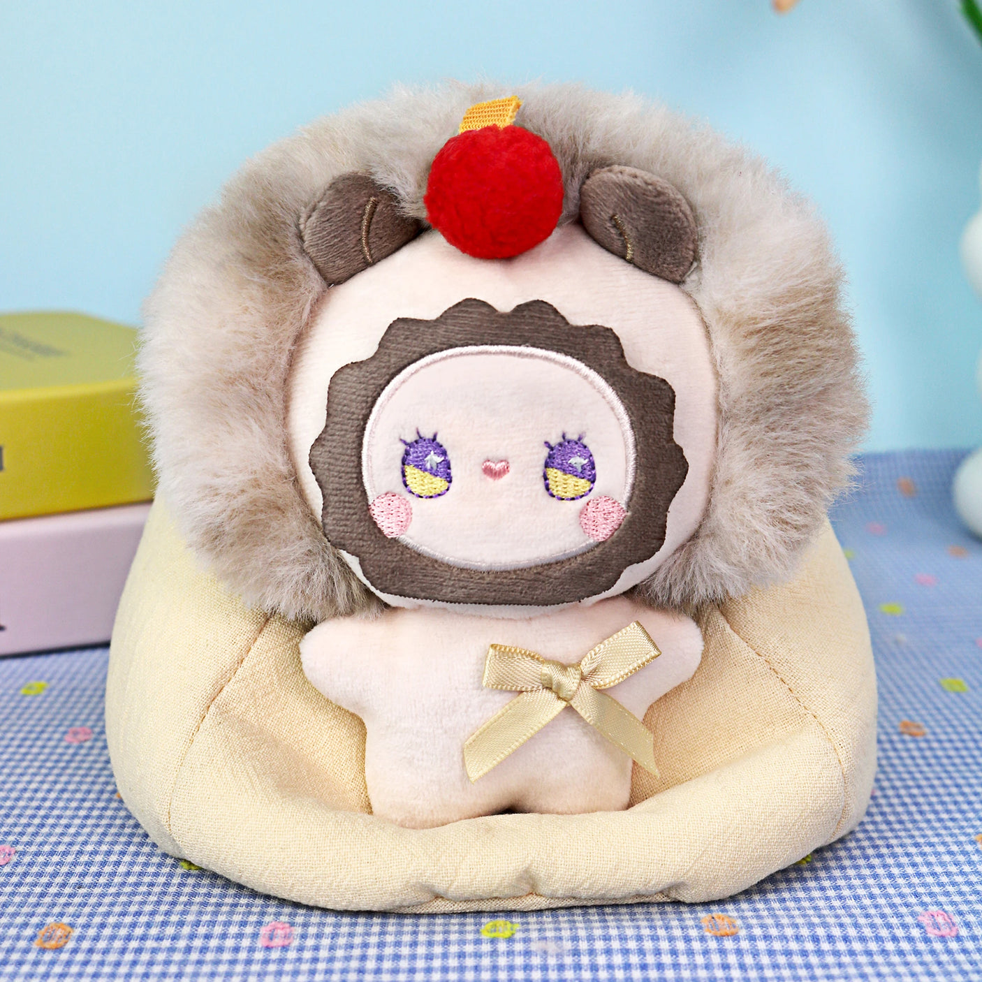 Emma Fuzzy Family Keychain Blind Box