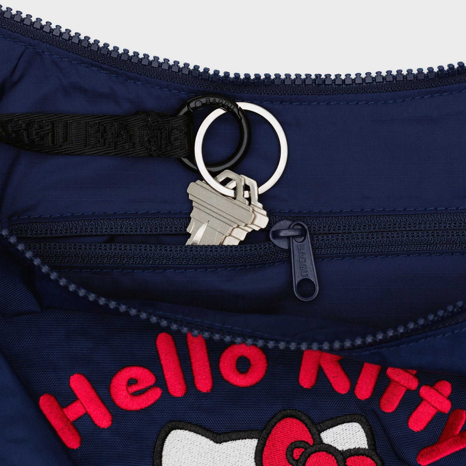 Hello Kitty x Baggu Medium Nylon Crescent - Teddy