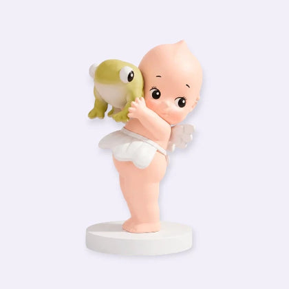 Frog figure from the Kewpie Holding Things Blind Box Lineup