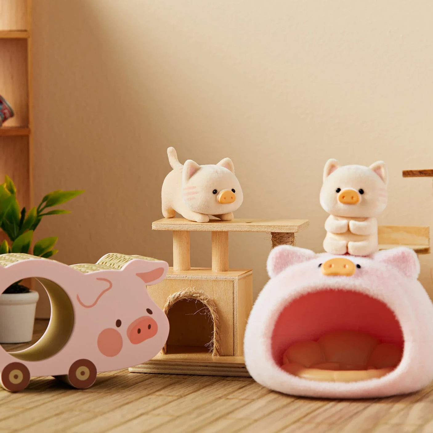 LuLu the Piggy - Caturday Blind Box