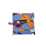 Blue standard tote bag with PEANUTS characters and orange pumpkins, short side handles