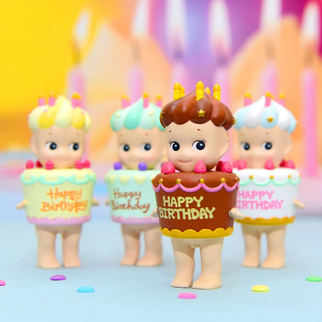 The Sonny Angel Happy Birthday Cake Gift collection, crafted by the renowned brand Sonny Angel, includes four charming cake-themed figurines. Each figure features "Happy Birthday" elegantly inscribed on its stand and sits atop a pastel backdrop. The front figurine boasts a chocolate cake adorned with strawberries. Explore these enchanting characters in the latest Sonny Angel Blind Box release.