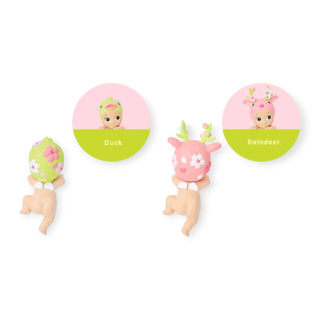 Cherry blossom Hippers mini figures: duck and reindeer character displays