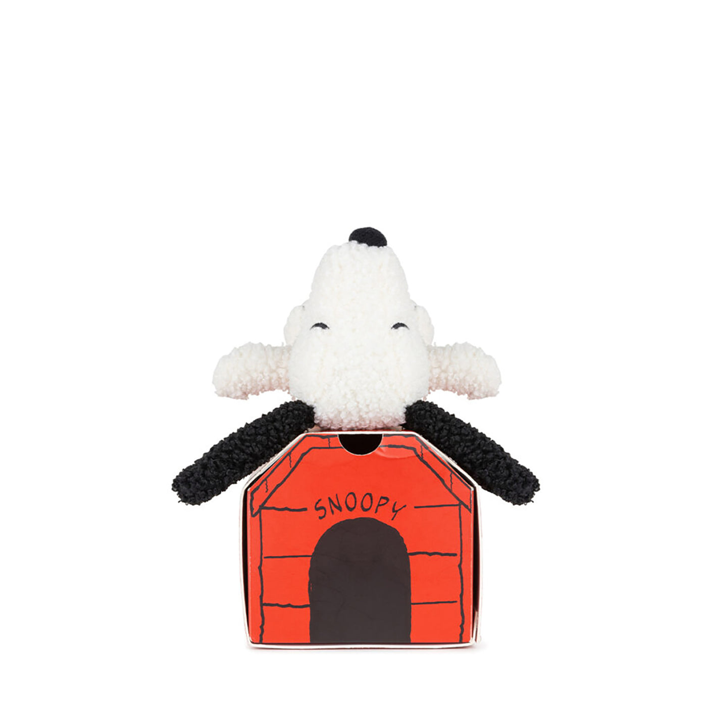 Dive into the world of Peanuts with the enchanting Snoopy Plush Doghouse Gift Set. Featuring a charming 17cm Snoopy plush, it is perfectly seated on a small red doghouse labeled "Snoopy." This delightful keepsake is a must-have for fans and collectors alike.