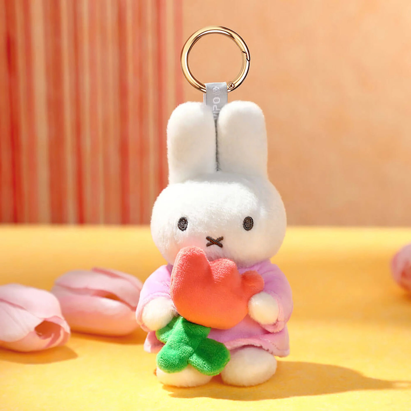 VIPO x Miffy Hug Series - Tulip Plush Pendant