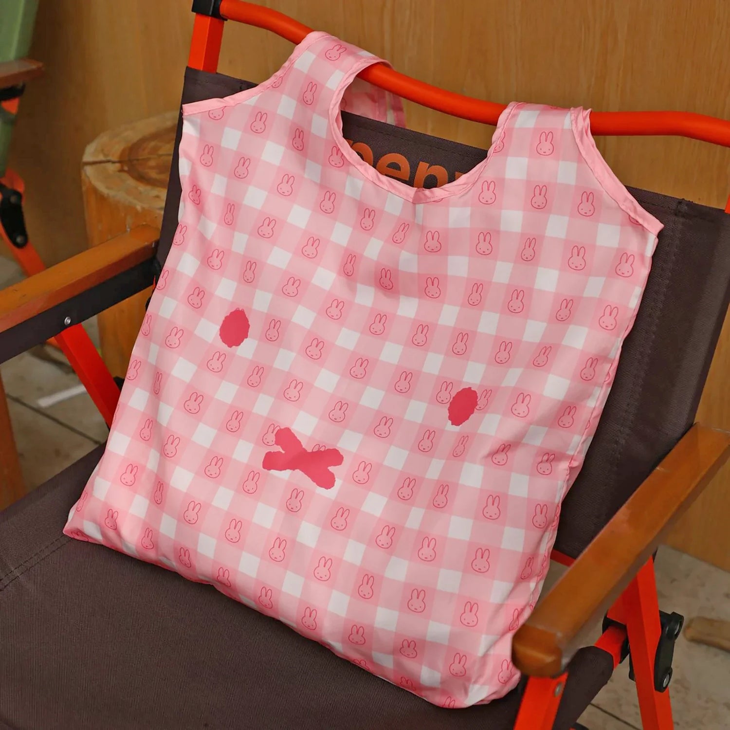 VIPO x Miffy 2-in-1 Tote Bag & Keychain Blind Box