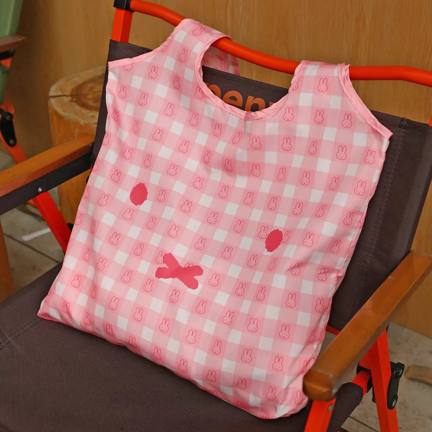 VIPO x Miffy 2-in-1 Tote Bag & Keychain Blind Box