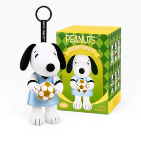 Snoopy soccer plush keychain blind box in green Peanuts soccer series packaging