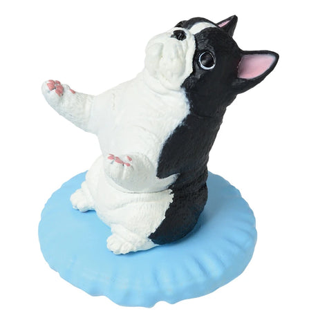 Discover the charm of popular dog breeds with Yell's "Pen Holding Dogs Blind Box." This collectible features an elegant black and white dog figurine sitting upright on a blue base, perfect for enthusiasts of dog-themed blind boxes.